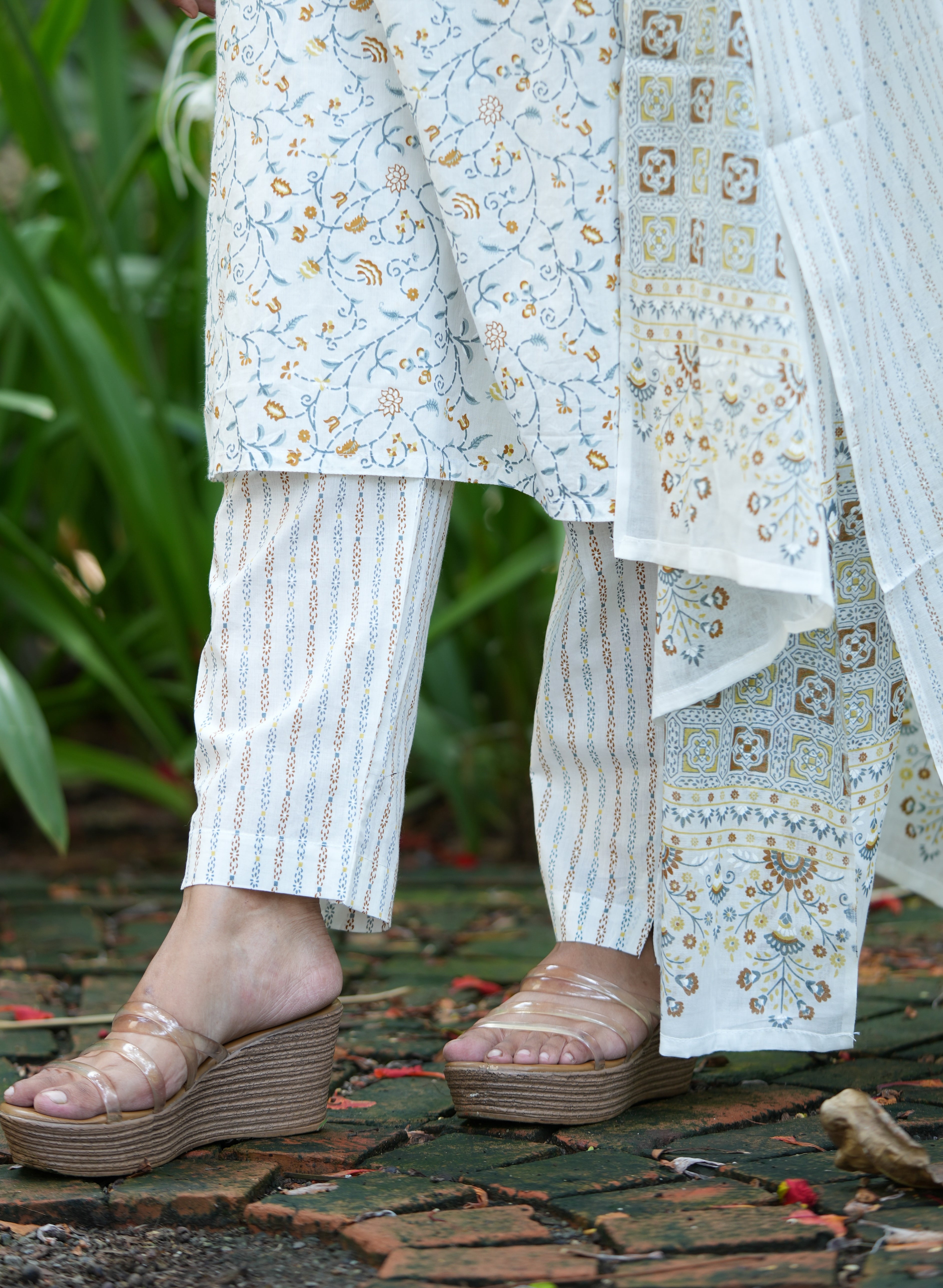 Banwery Chunari Rayon Designer Readymade Kurti pants with dupatta catalog,